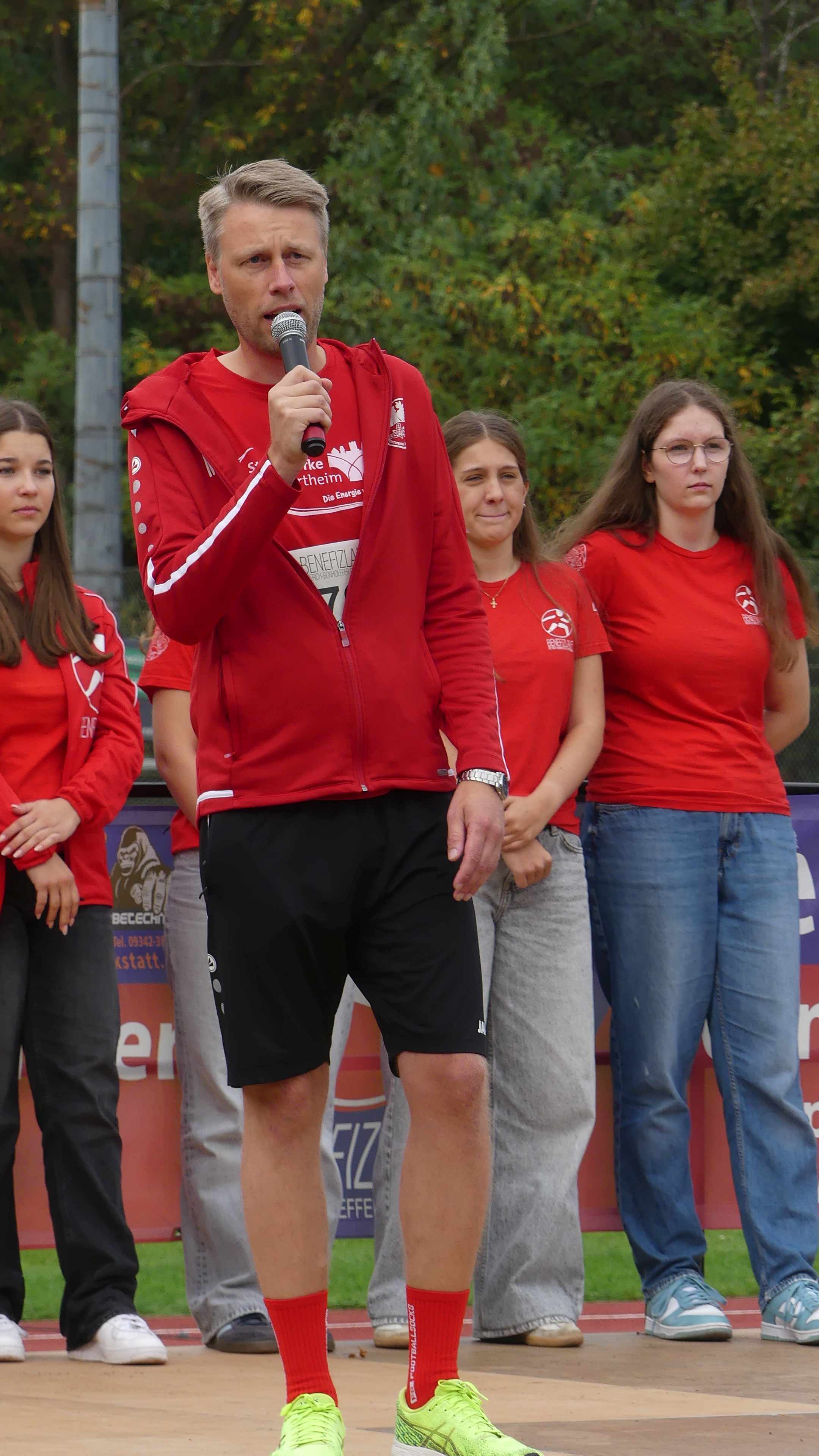 Bild vom 15. Benefizlauf im Jahr 2025. Dies ist das 70. Bild.